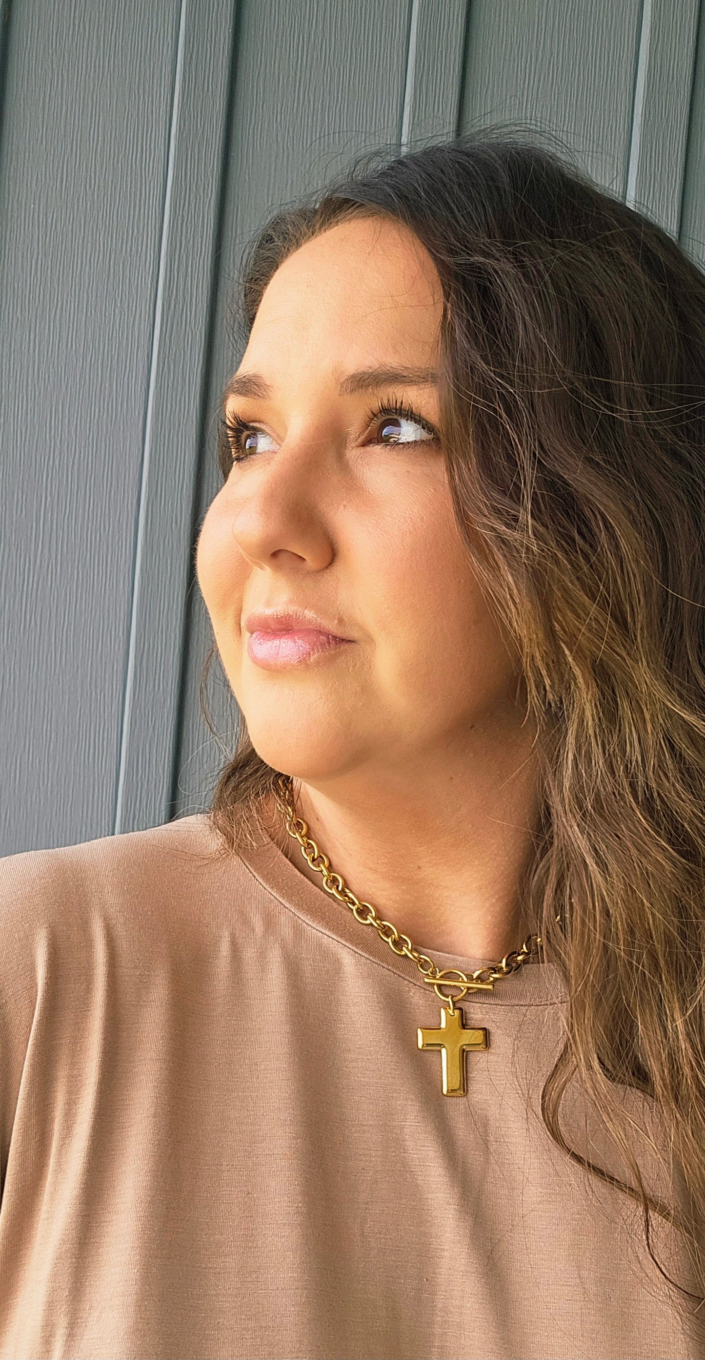 Cross Pendant Necklace - waterproof