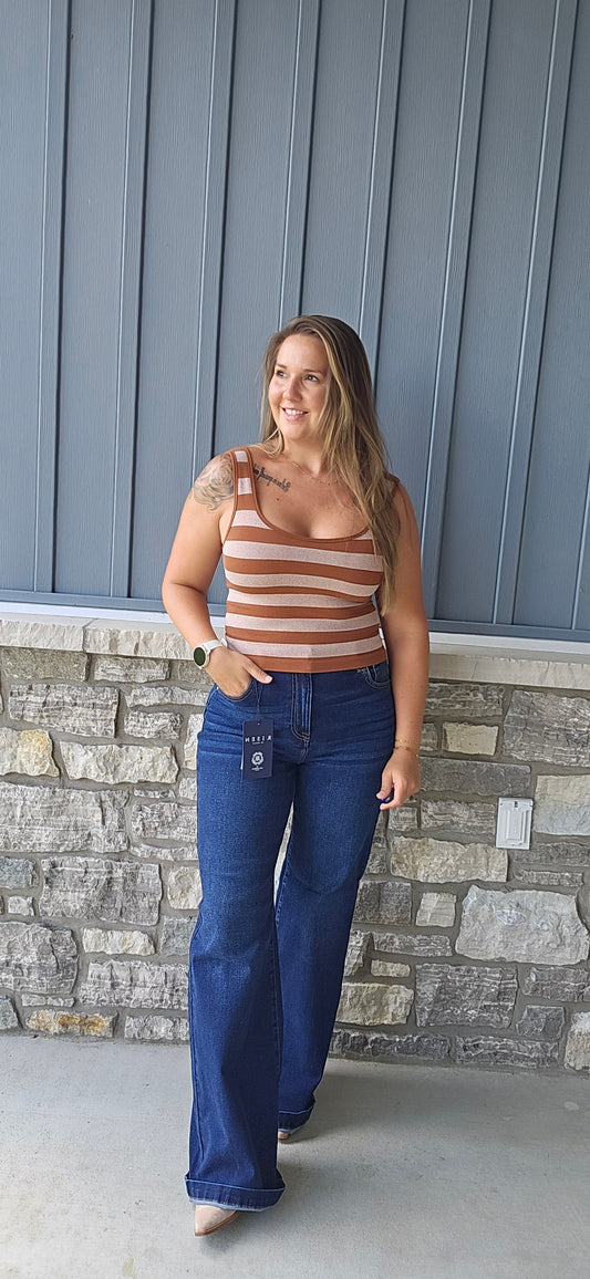 Copper Creek Tank - built in bra