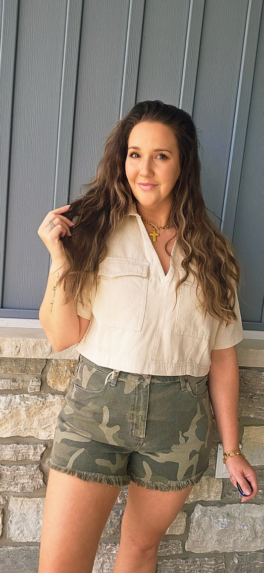 The Oatmeal Collared Crop