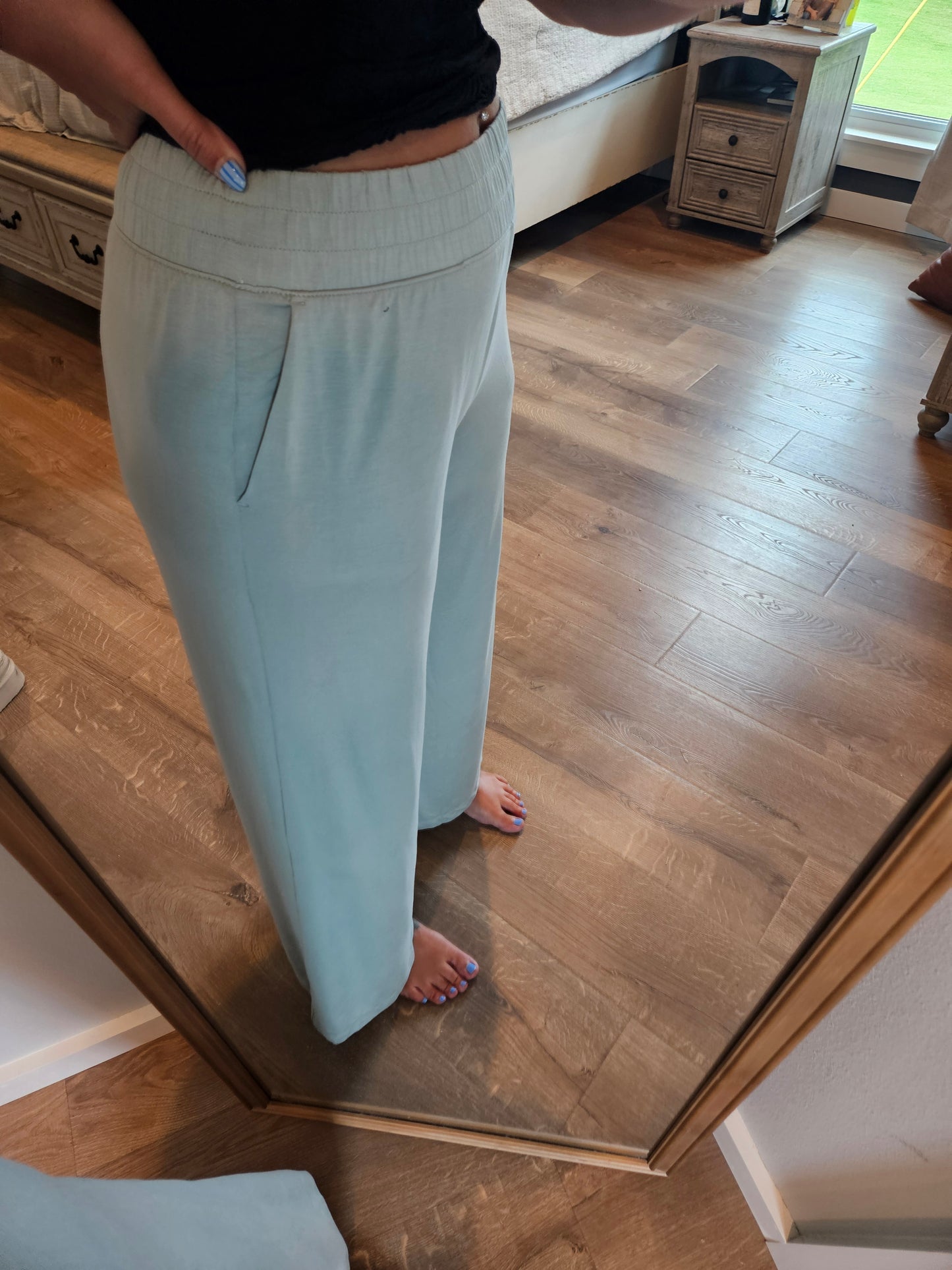 Sage Escape Cropped Pants